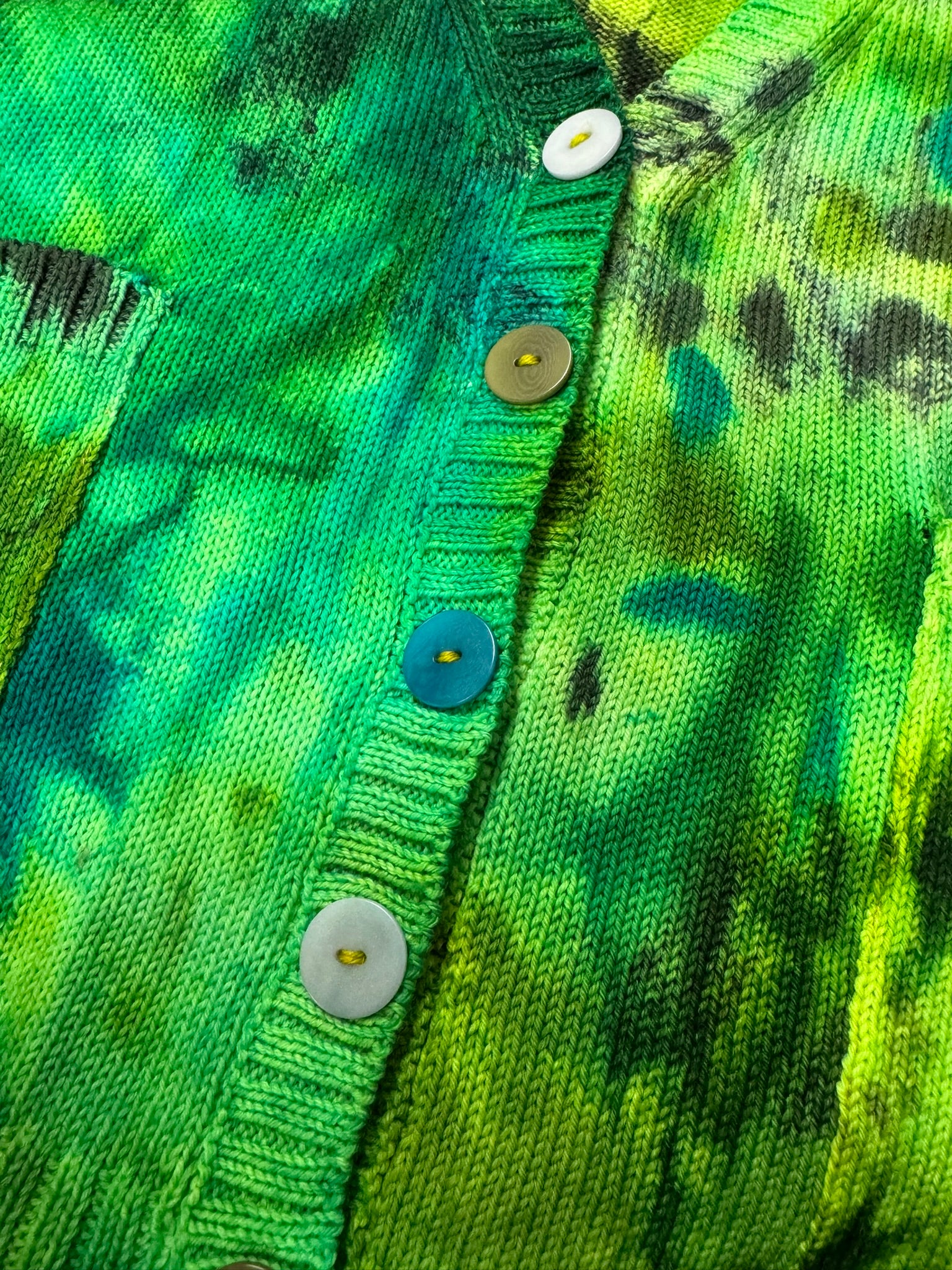 Exclusive Hand-Painted Cardigan No. L19 (Merino Medium)