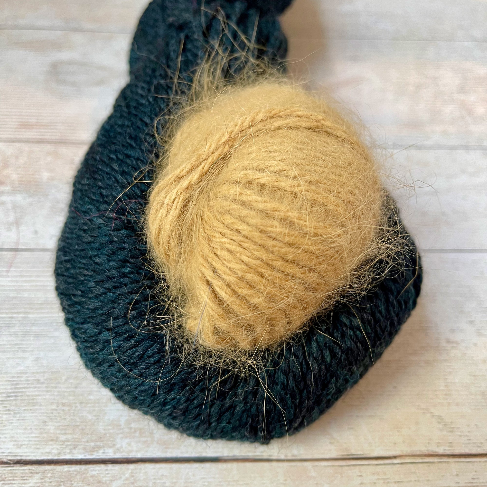 Öræfi Sweater Kits with Angora (Oraefi) Galler Yarns