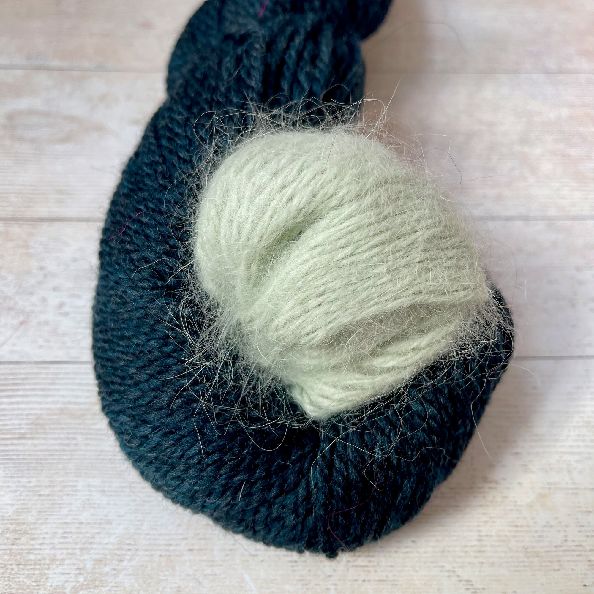 Öræfi Sweater Kits with Angora (Oraefi) Galler Yarns