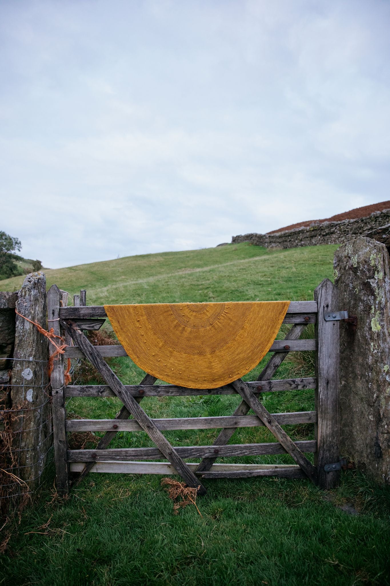 A Little Book of Moon-Inspired Shawls by Pauliina Kuunsol Laine