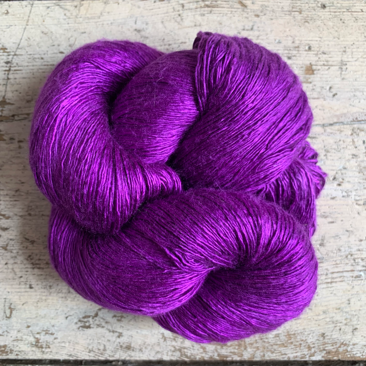 Merino wool / Superwash Merino Wool / Silk - Fiber Optic Yarns