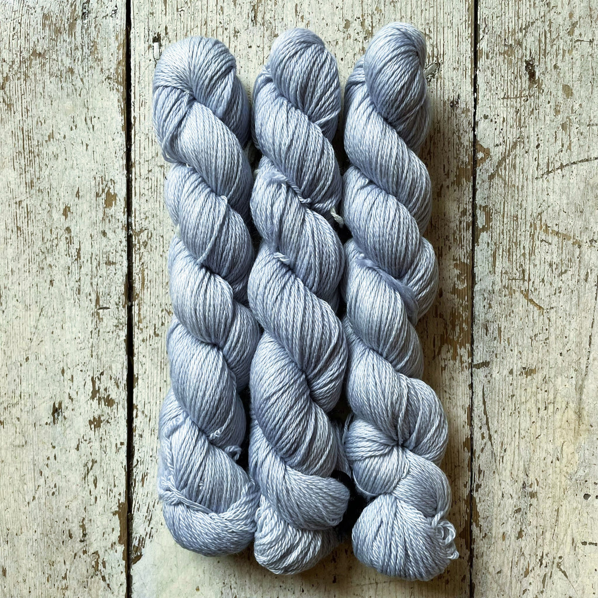 16 Fingering Urth Yarns