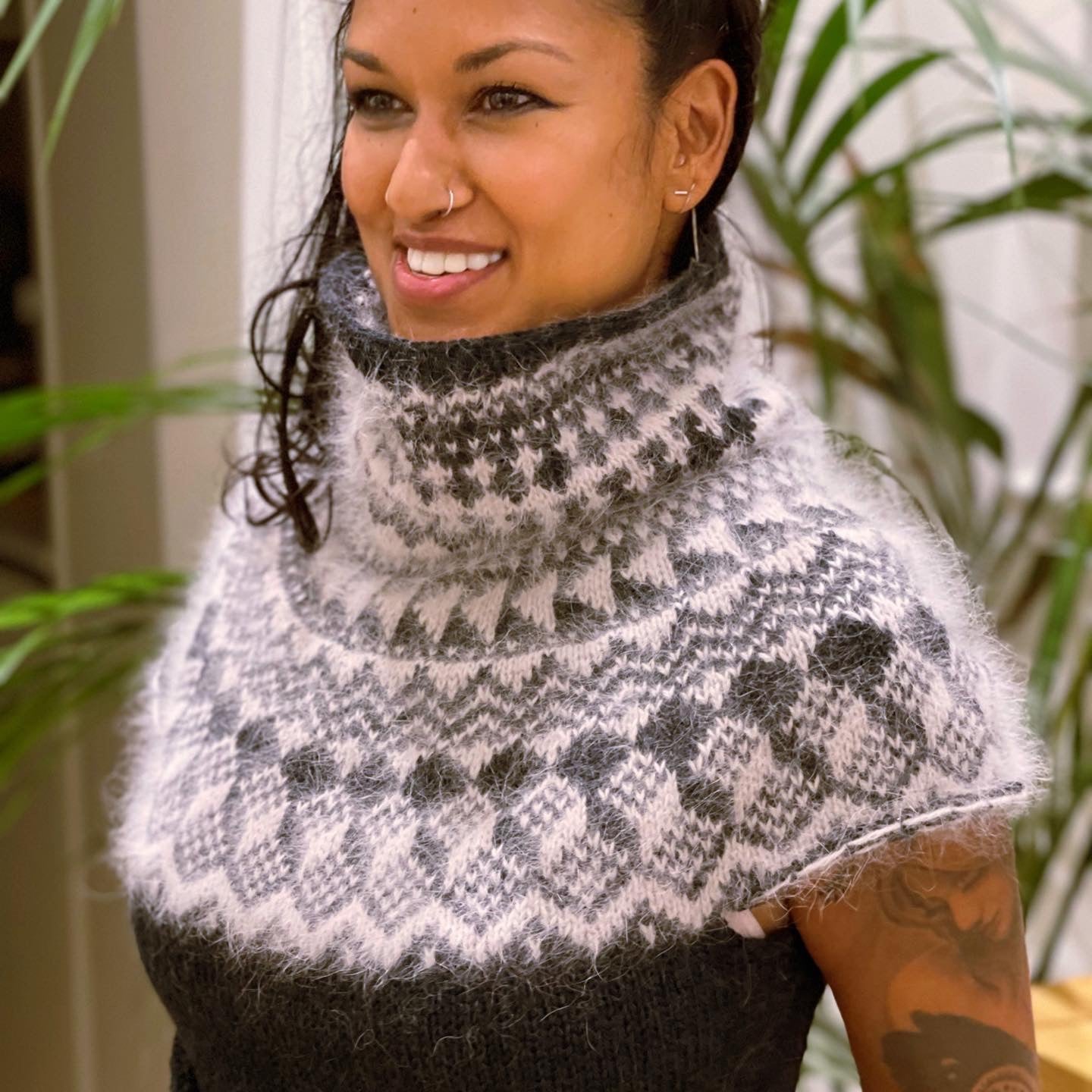 Öræfi Sweater Kits with Angora (Oraefi) Galler Yarns