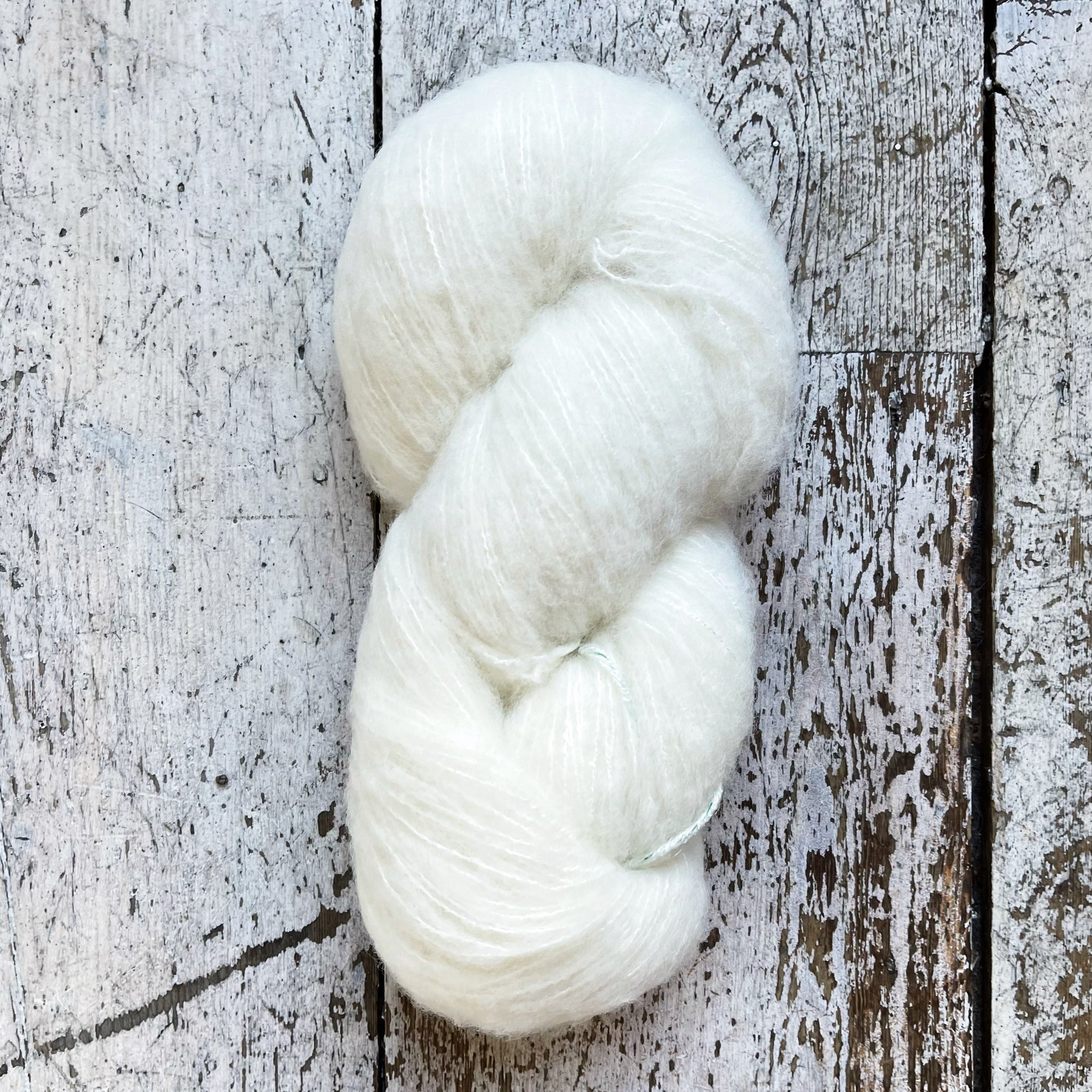 Ashford Bouclé Merino - Undyed Undyed