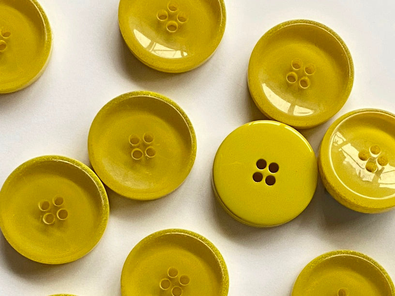 22mm - Glossy Yellow Buttons TextileGarden