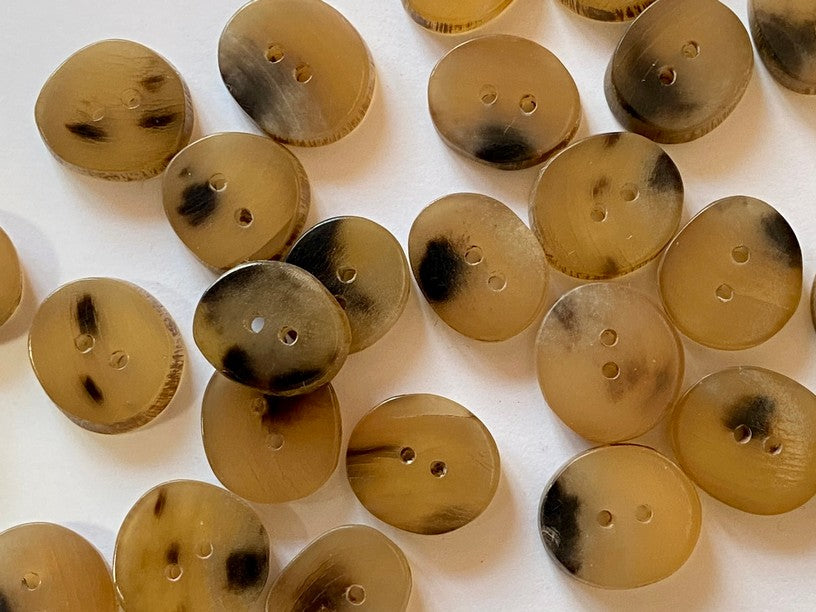 15mm - Polished Horn Buttons TextileGarden