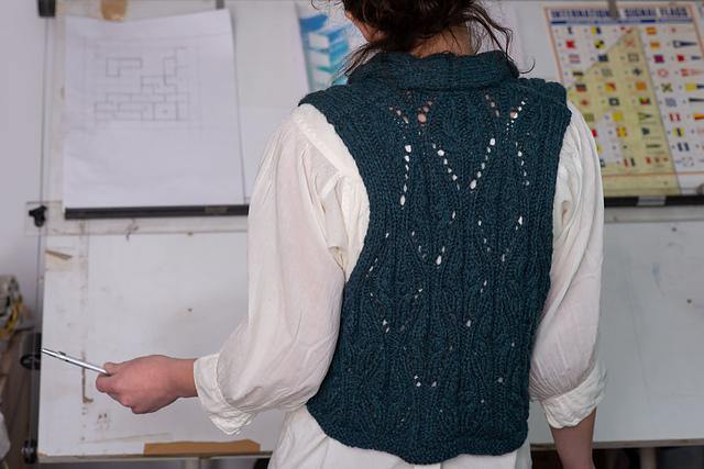 Arabesque Gilet Pattern Di Gilpin