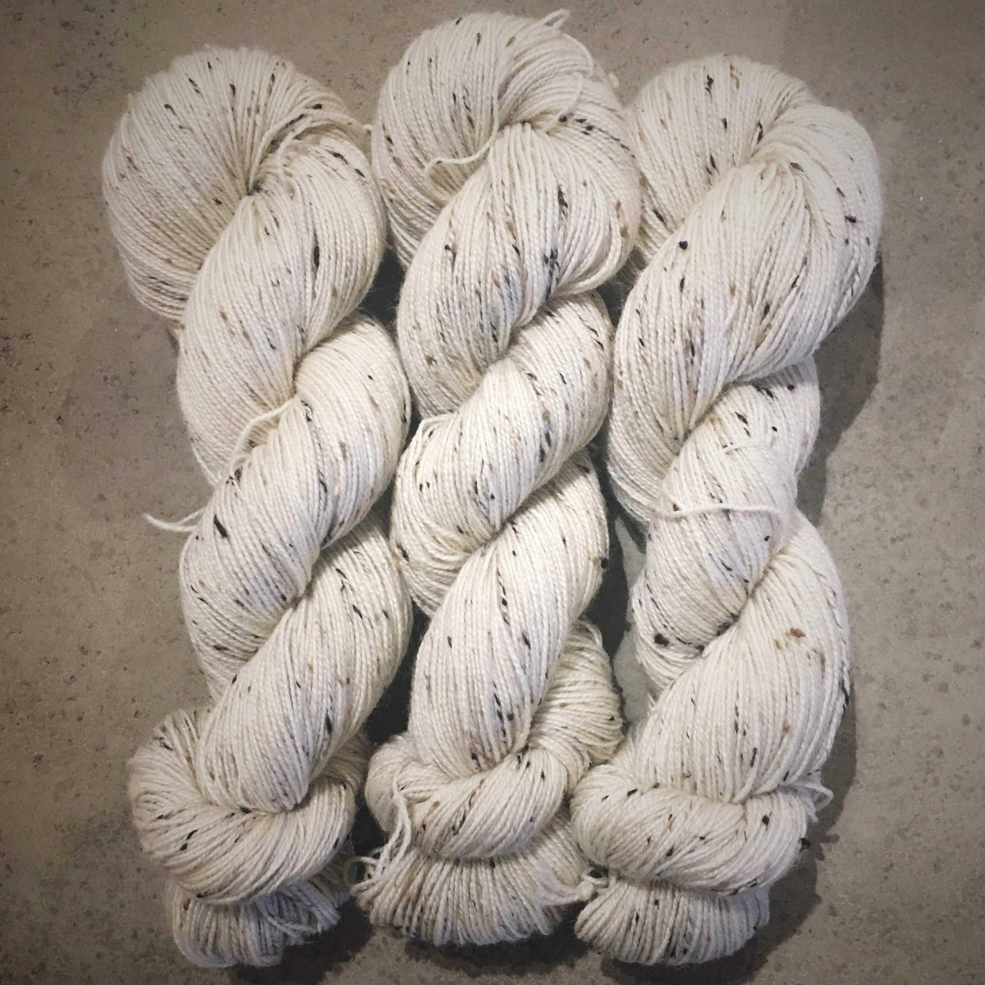 Bluefaced Leicester Donegal 4-Ply - Undyed Undyed