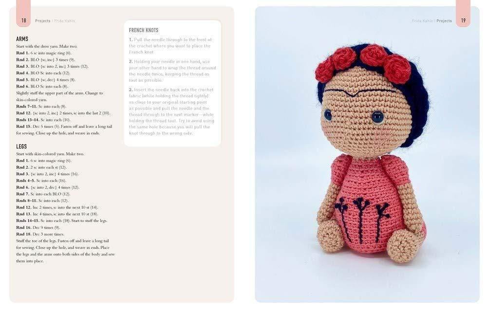 Crochet Little Heroes: 20 amigurumi dolls Search Press