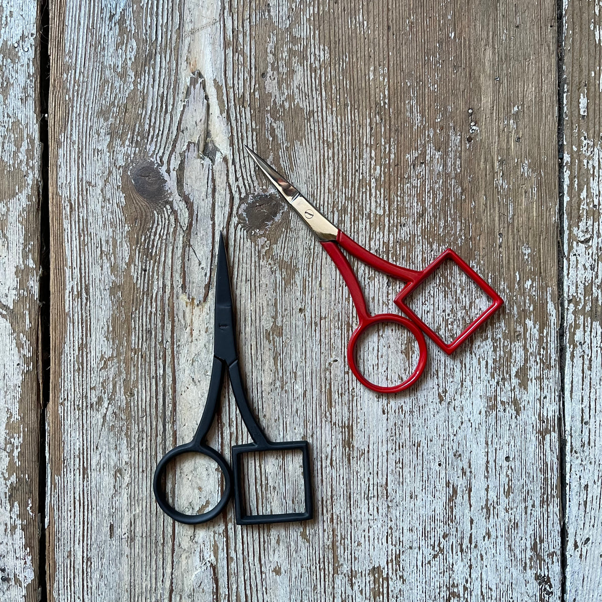 Circle Square Scissors Kelmscott Designs