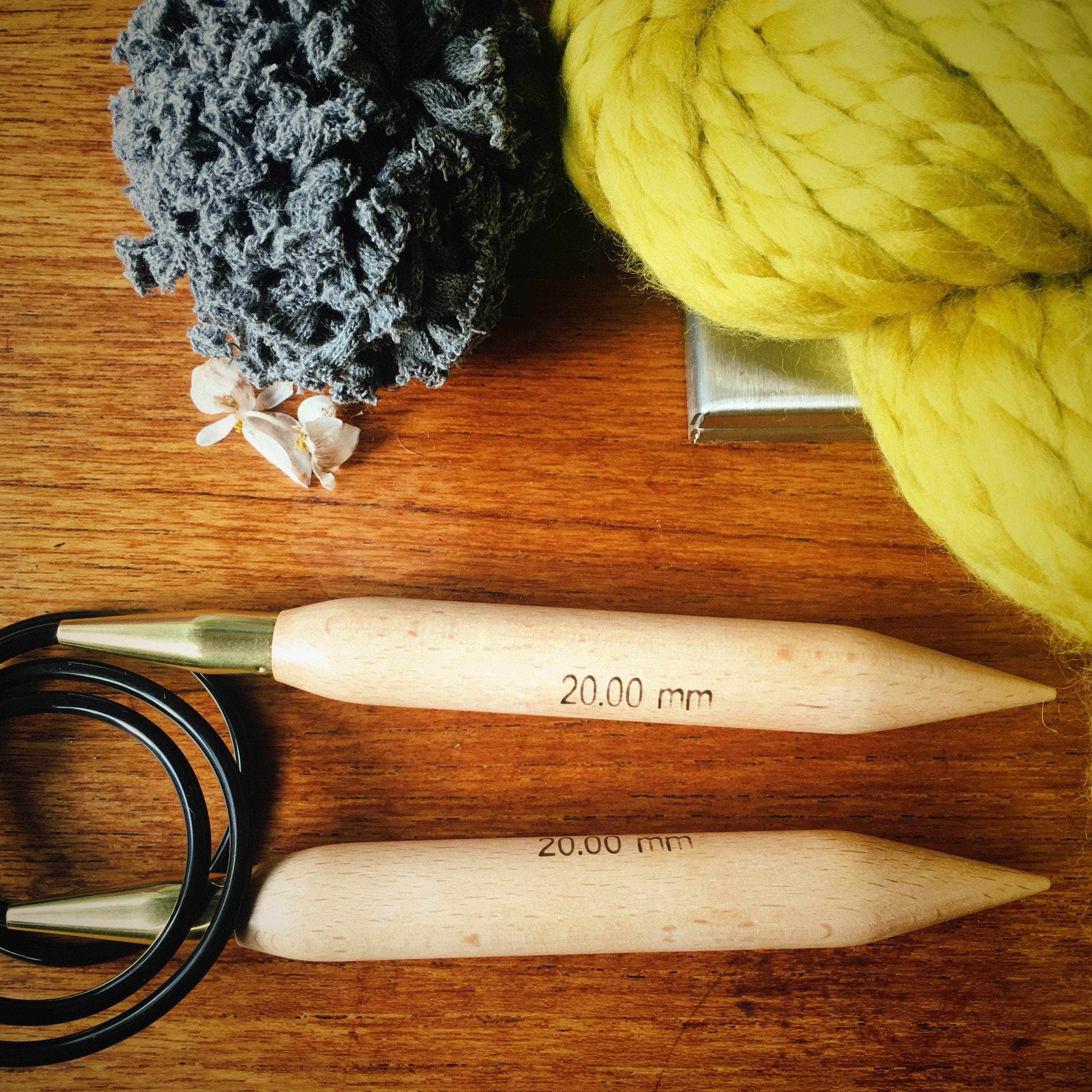 Lana Grossa / Knit Pro Circular knitting needle brass size 7,5/80cm