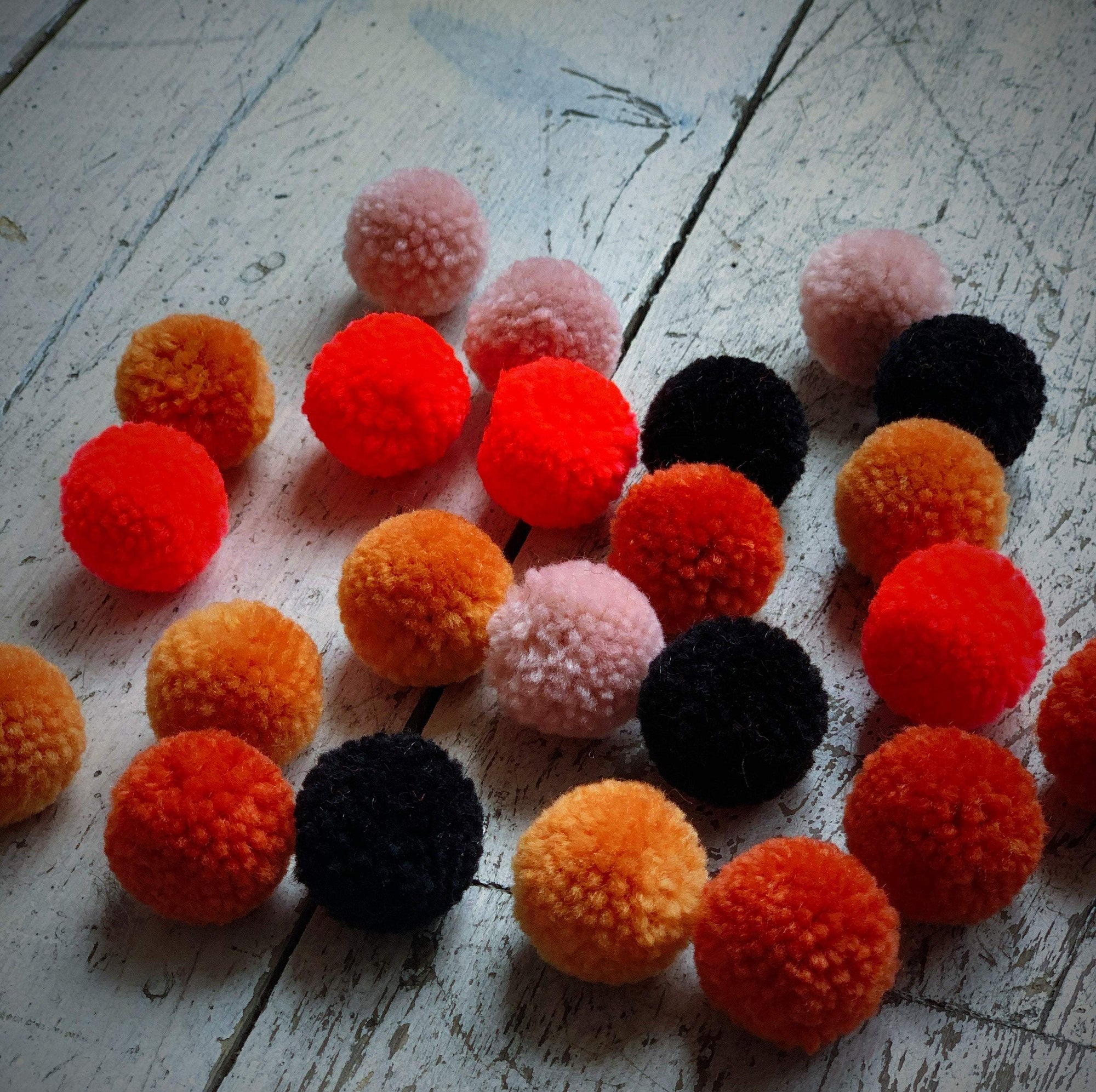 Mini Pompom Sets tribeyarns