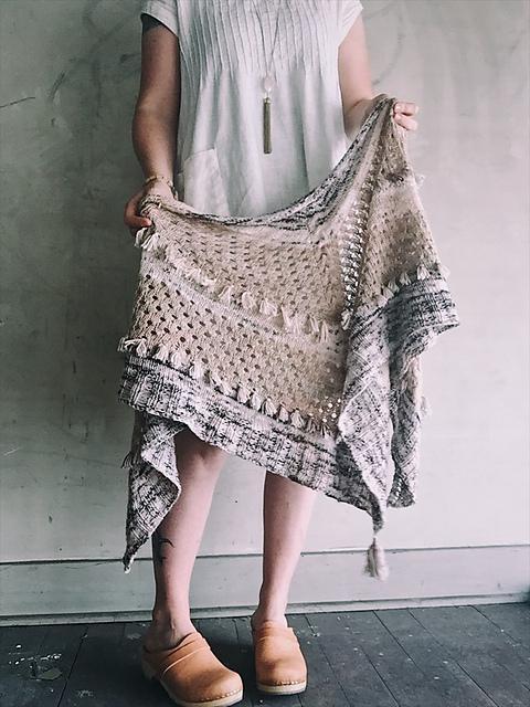 Ohra Shawl Pattern by Caitlin Hunter tribeyarns