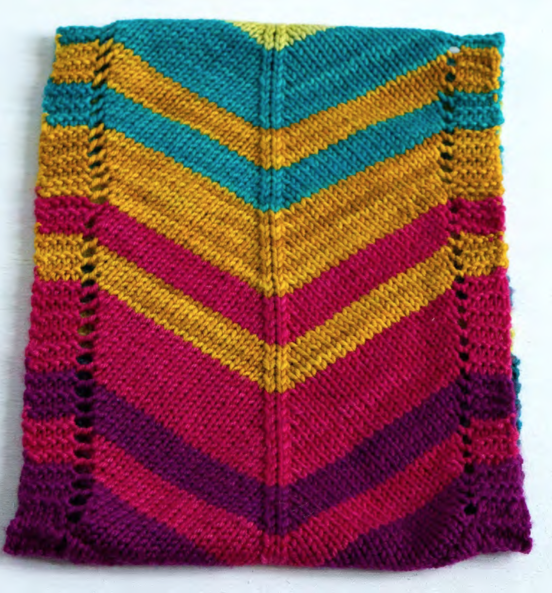 Rainbow Road Step Cowl Pattern Manos del Uruguay