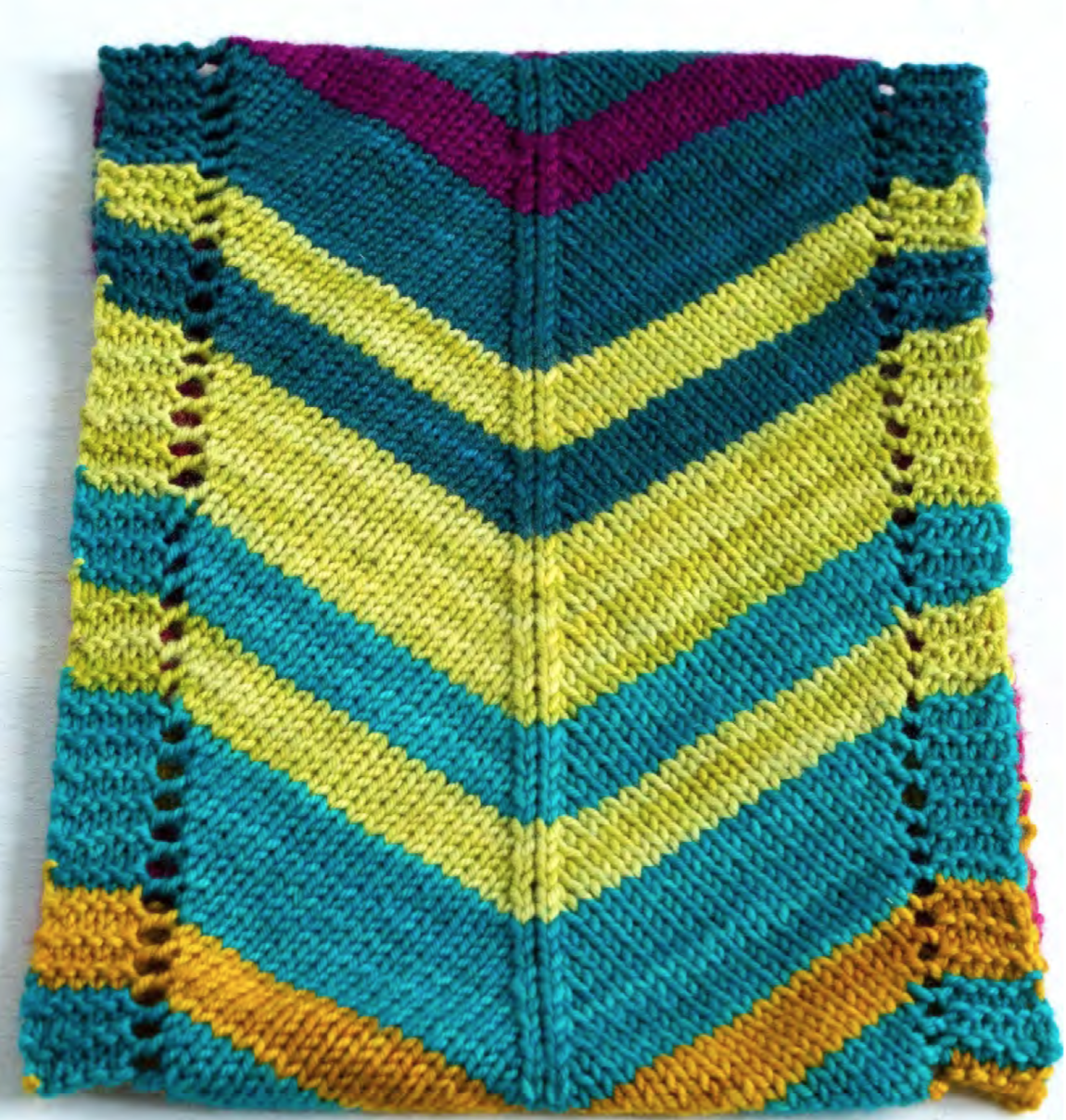 Rainbow Road Step Cowl Pattern Manos del Uruguay