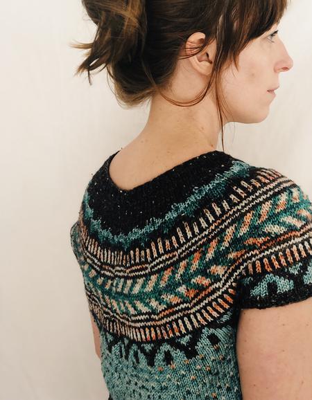 Soldotna Crop Sweater Pattern by Caitlin Hunter tribeyarns