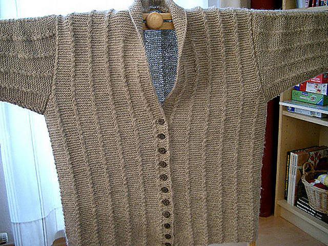 Sugar Cardigan Pattern Isager